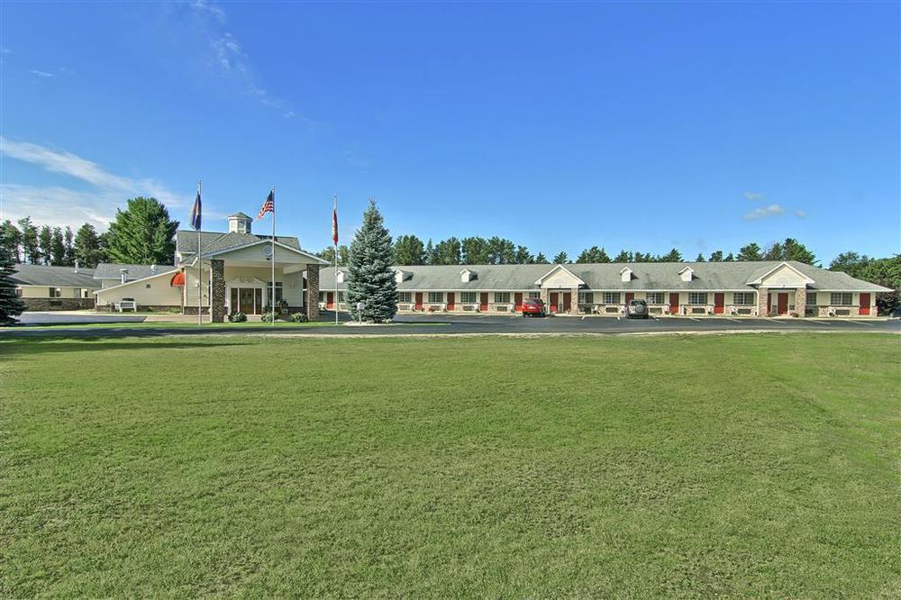 Best Western Of Harbor Springs Exterior photo