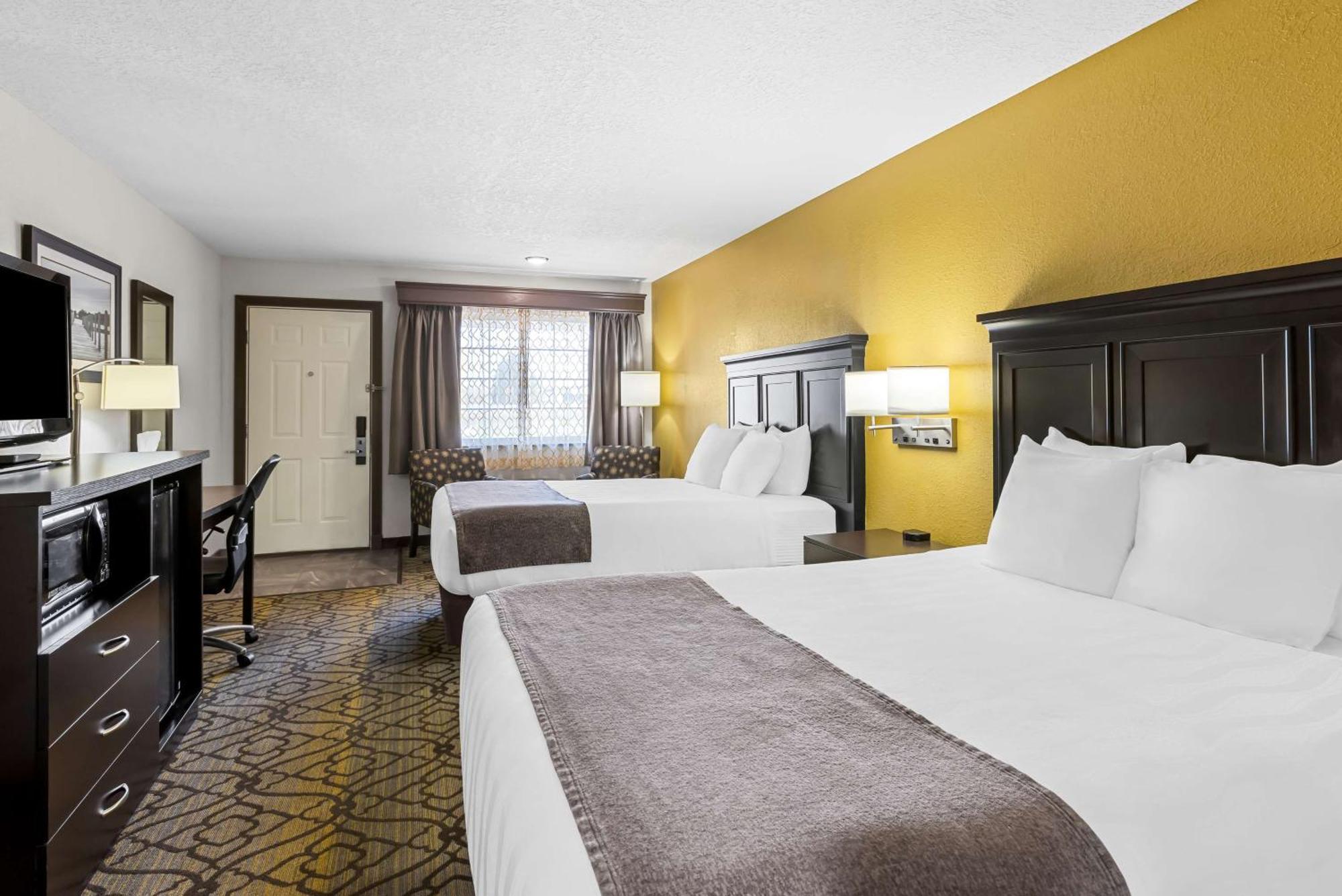Best Western Of Harbor Springs Exterior photo