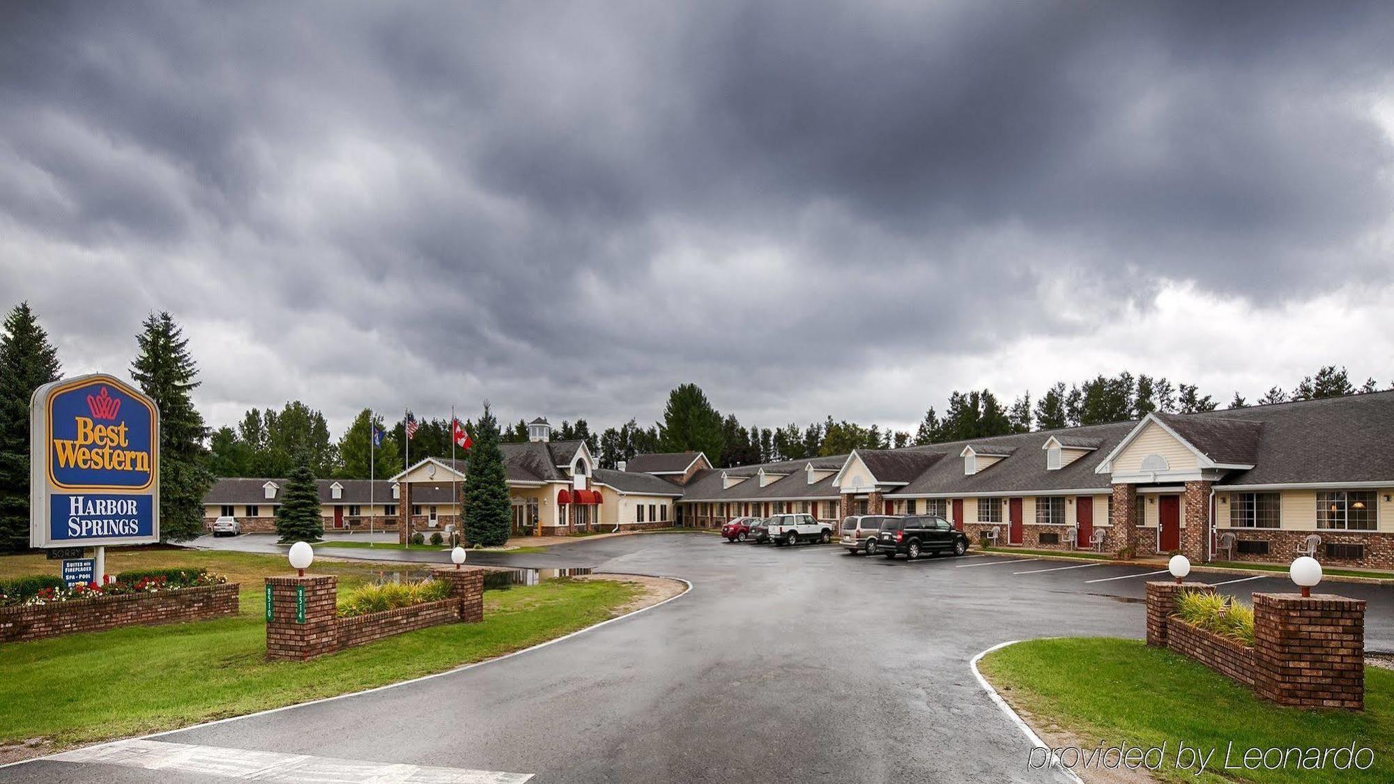 Best Western Of Harbor Springs Exterior photo